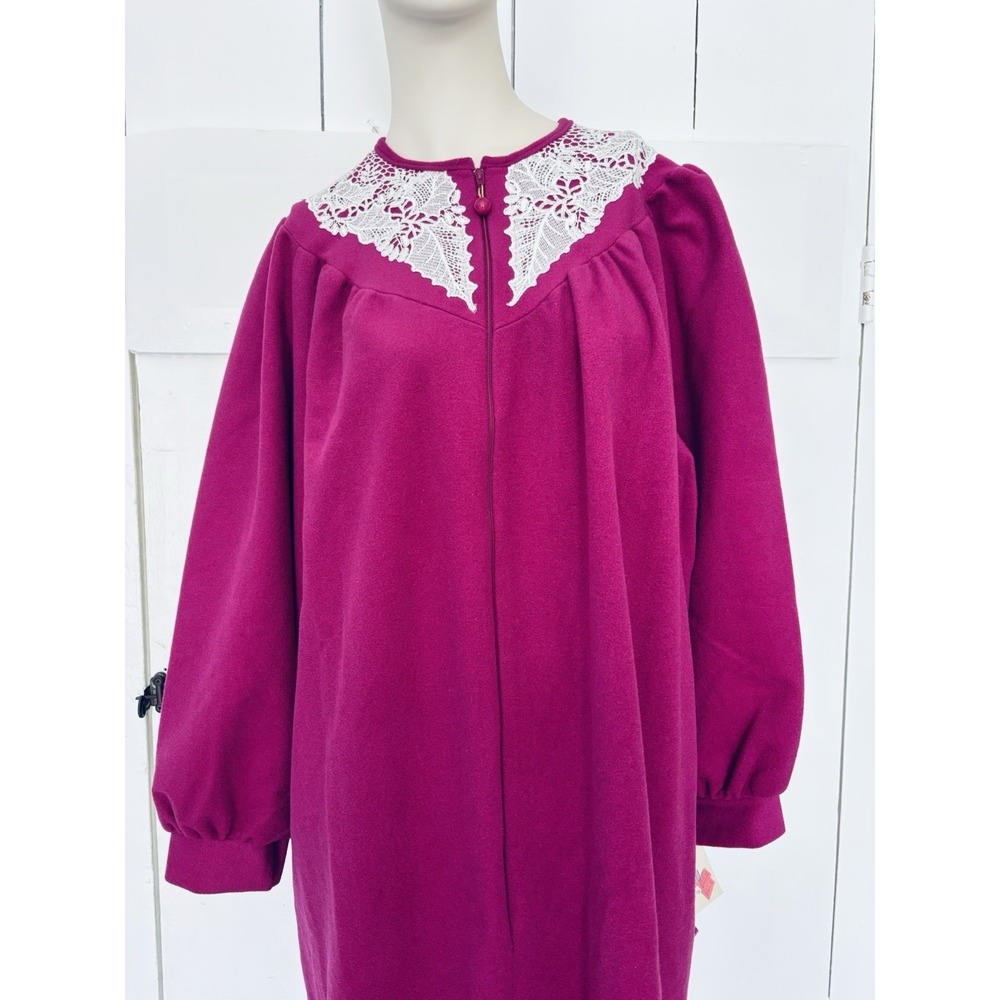 Vintage Carriage Court Sears Pink Zip-Up Womens Nightgown Robe Housecoat NWT